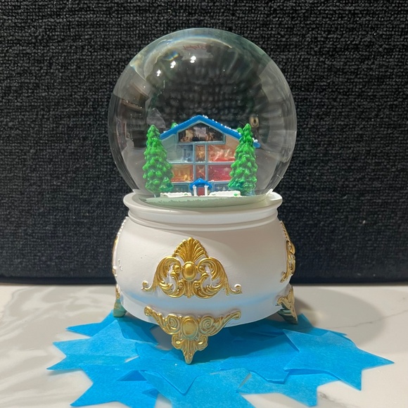 Ready to Ship Taylor Swift Lover Snowglobe - Picture 5 of 7